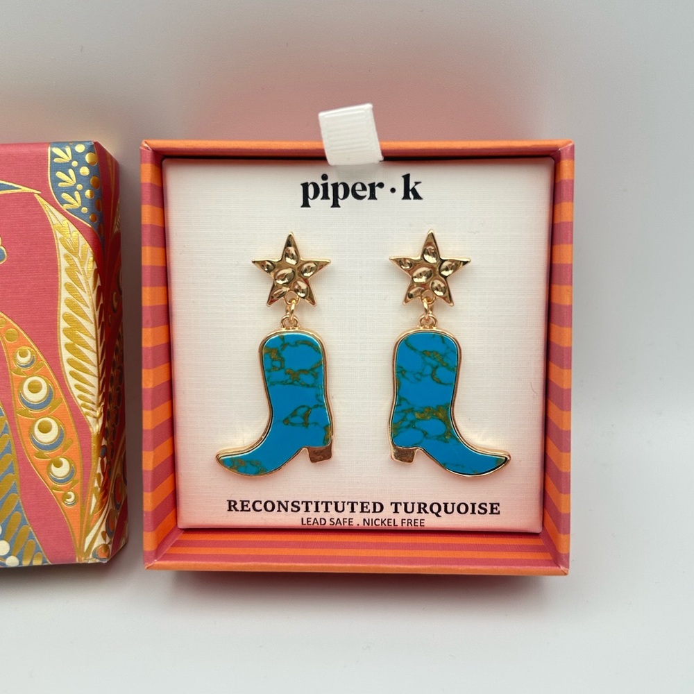 *New* Piper K Reconstituted Turquoise Cowboy Boot Dangle Earrings - Picture 2 of 8
